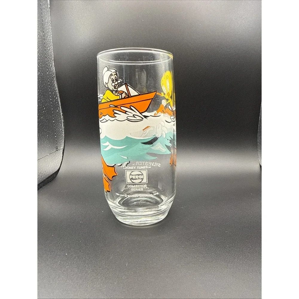 Vintage 1979 Pepsi Looney Tunes Sylvester Collector Series Glass Tweety Granny